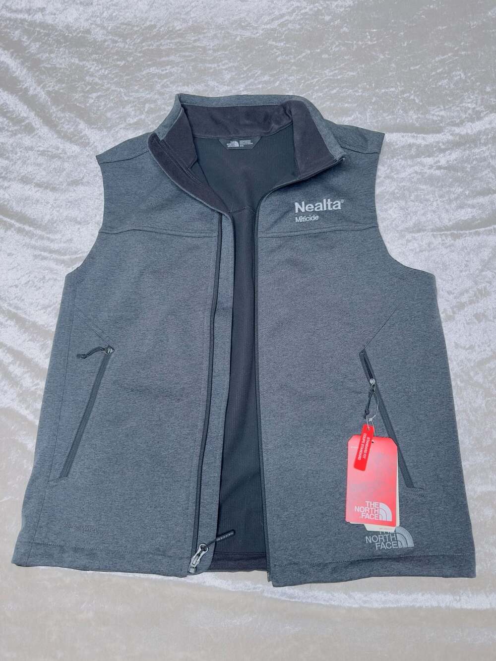 The North Face Ridgewall Soft Shell Vest Size M Gray Nealta Miticide NWT